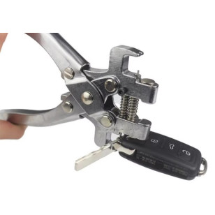 KLIEŠTE NA VYŤAHOVANIE KOLÍKOV Z KĽÚČOV